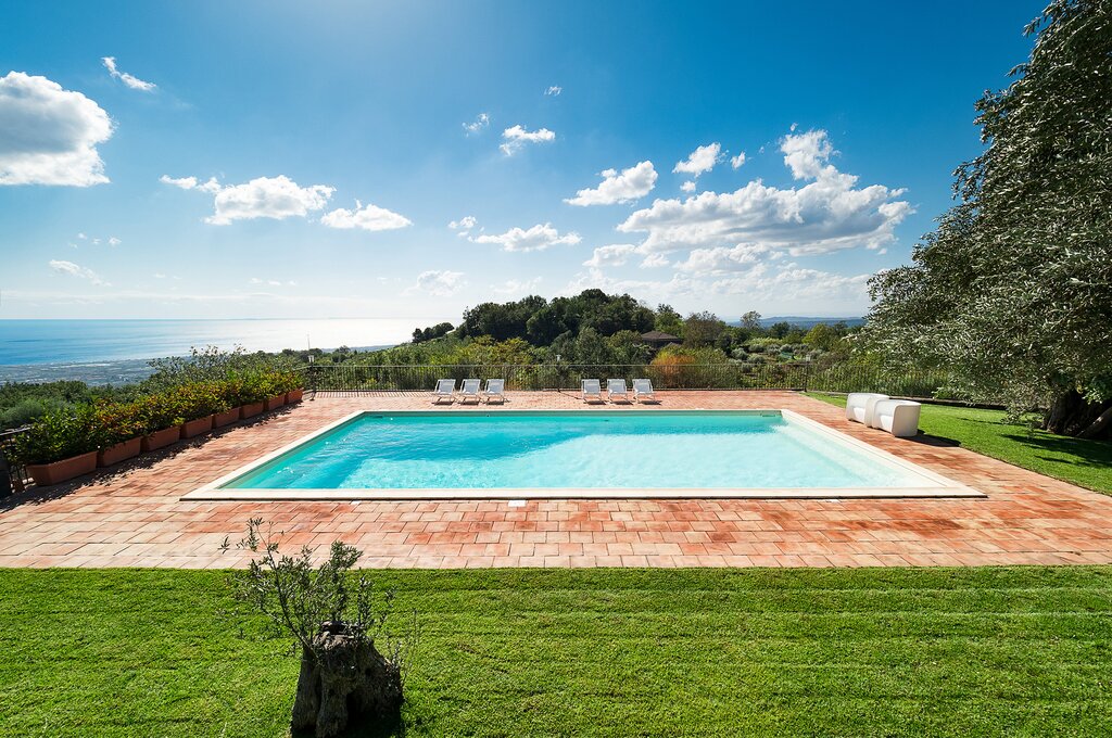 Please note that the pool now has a retractable pool cover which extends over one third of the pool when open.